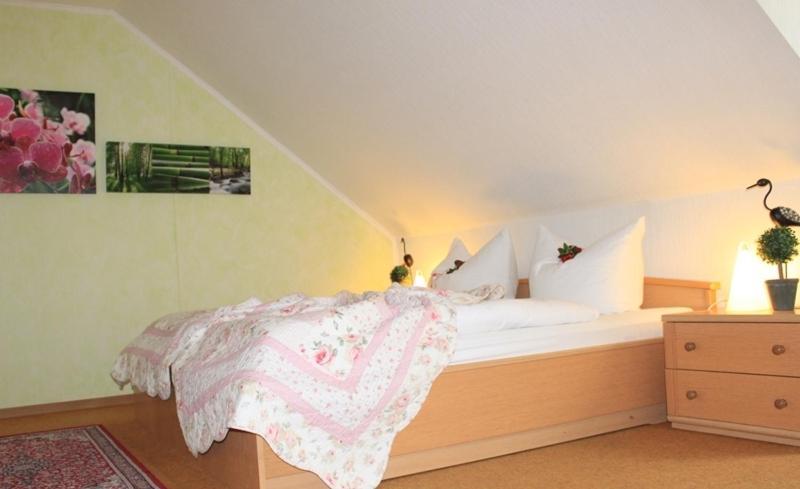 Hotel Gruener Baum Stollberg/Erzgeb. Extérieur photo